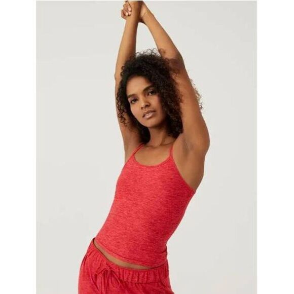 Outdoor Voices Womens Red CloudKnit Camisole Cami Tank Size XXXL Strawberry NEW - Picture 1 of 6